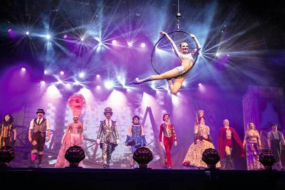 Marella Explorer 2 - Broadway Show Lounge 4.jpg